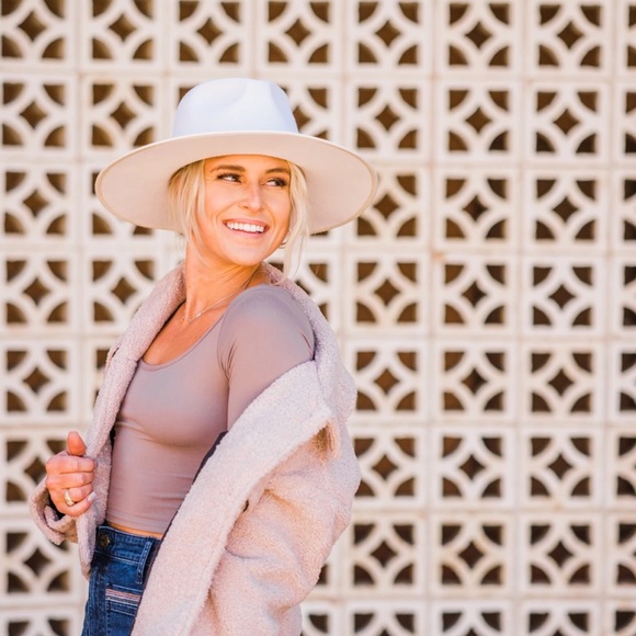 BILLIE-Ivory Ultra Structured Wool Rancher… - Picture 4 of 14